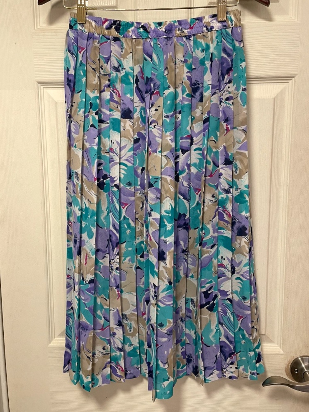 VTG Alfred Dunner Pleated Purple Floral Midi Skirt Semi Sheer Elastic Size 10